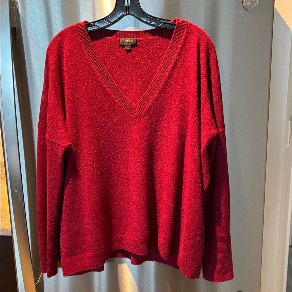 J. Crew Cashmere Relaxed V-neck Sweater in Burgundy. Size L.